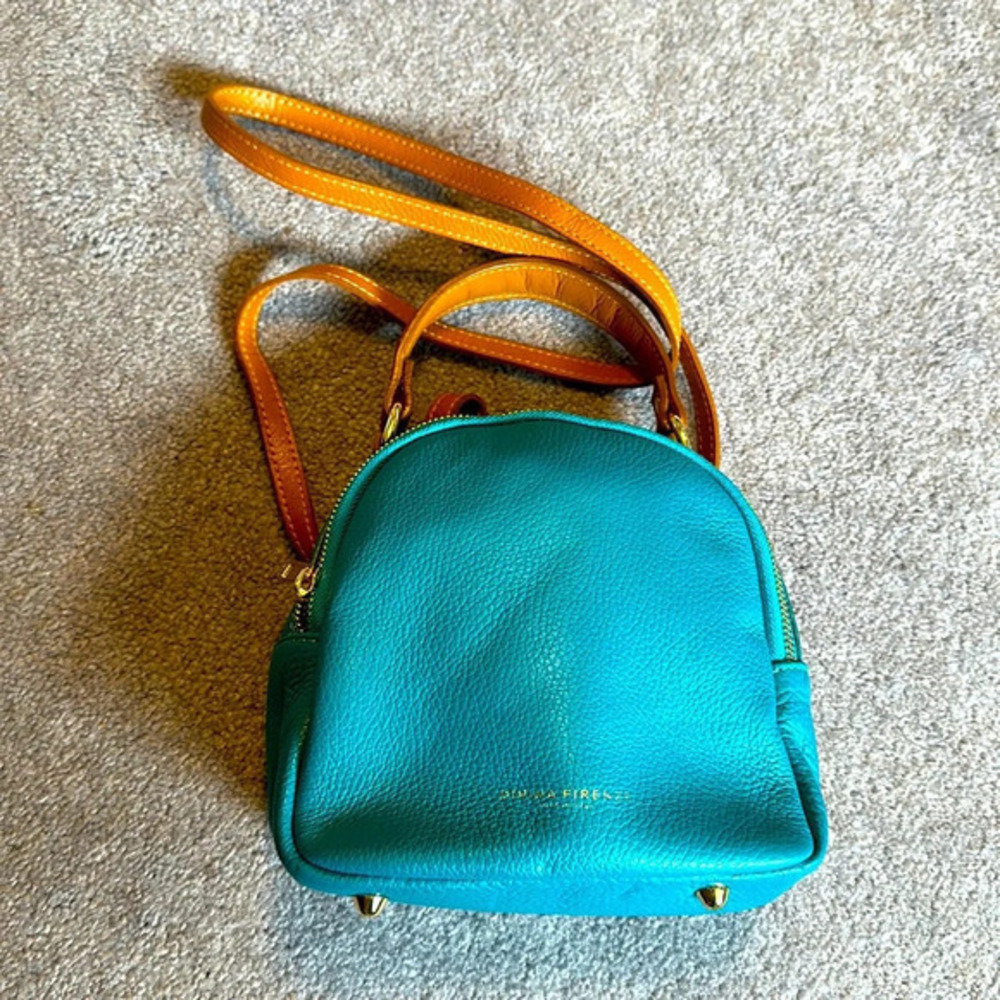 Divine Firenze Leather Convertible Crossbody Purse Backpack EUC
